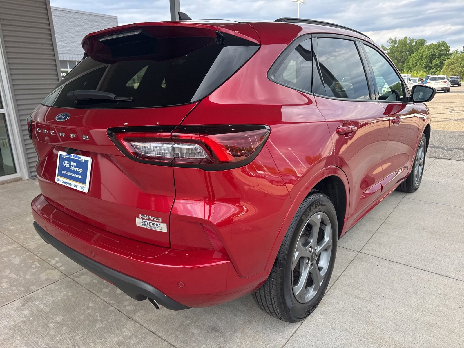 Certified 2024 Ford Escape ST-Line w/ Tech Pack #1 AWD/4WD image 8