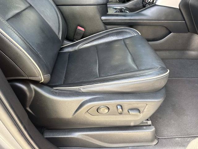 Used 2021 GMC Yukon SLT w/ SLT Luxury Plus Package RWD image 12