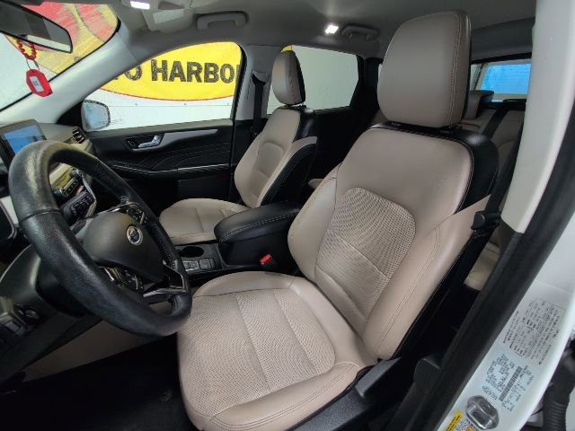 Certified 2021 Ford Escape SEL image 11