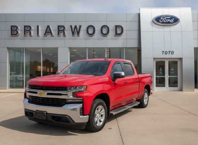 Used 2019 Chevrolet Silverado 1500 LT AWD/4WD image 1