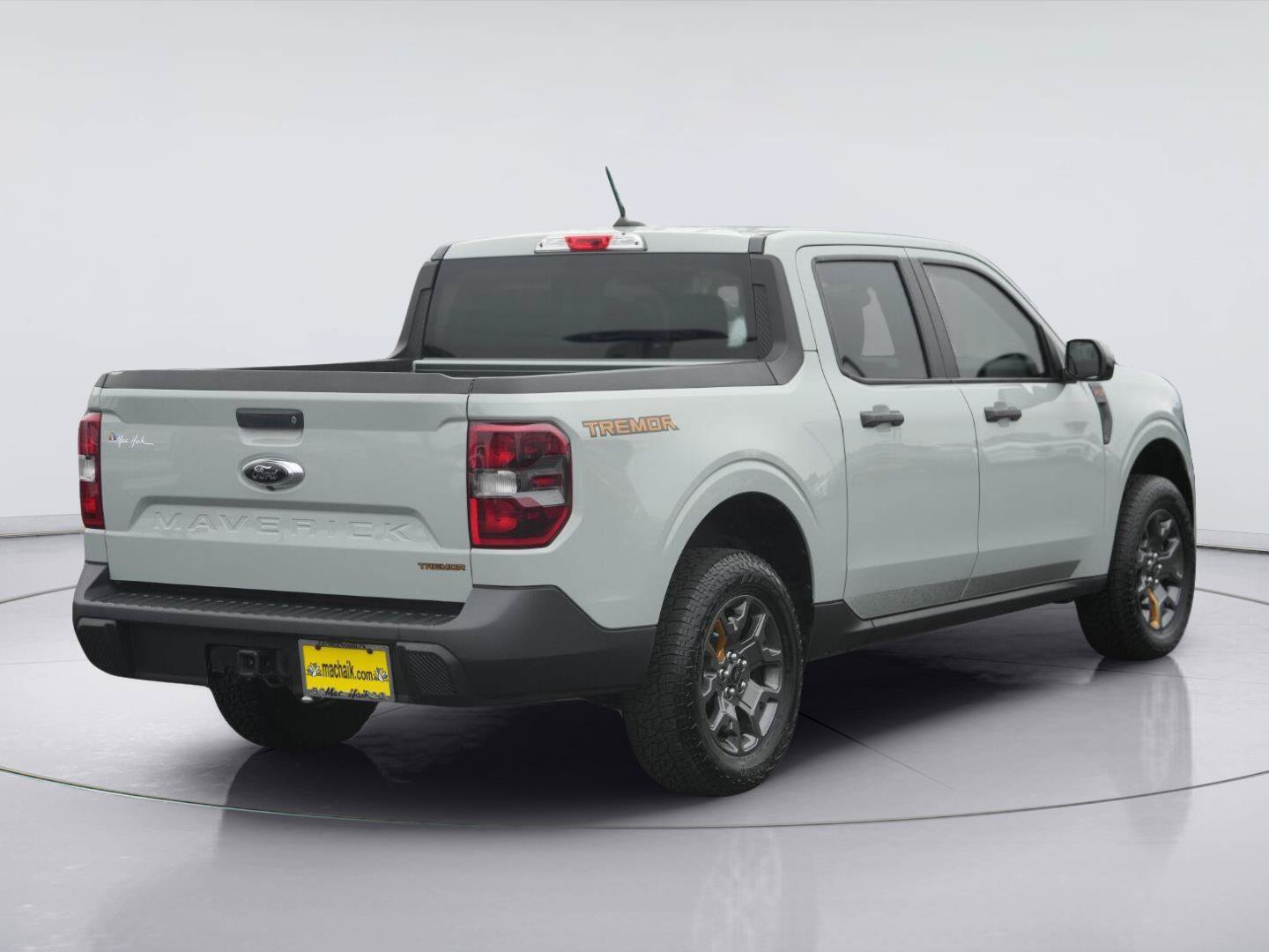 Certified 2024 Ford Maverick Tremor w/ Tremor Off-Road Package AWD/4WD image 6