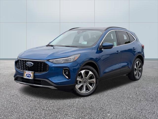 Certified 2023 Ford Escape Platinum w/ Premium Technology Package