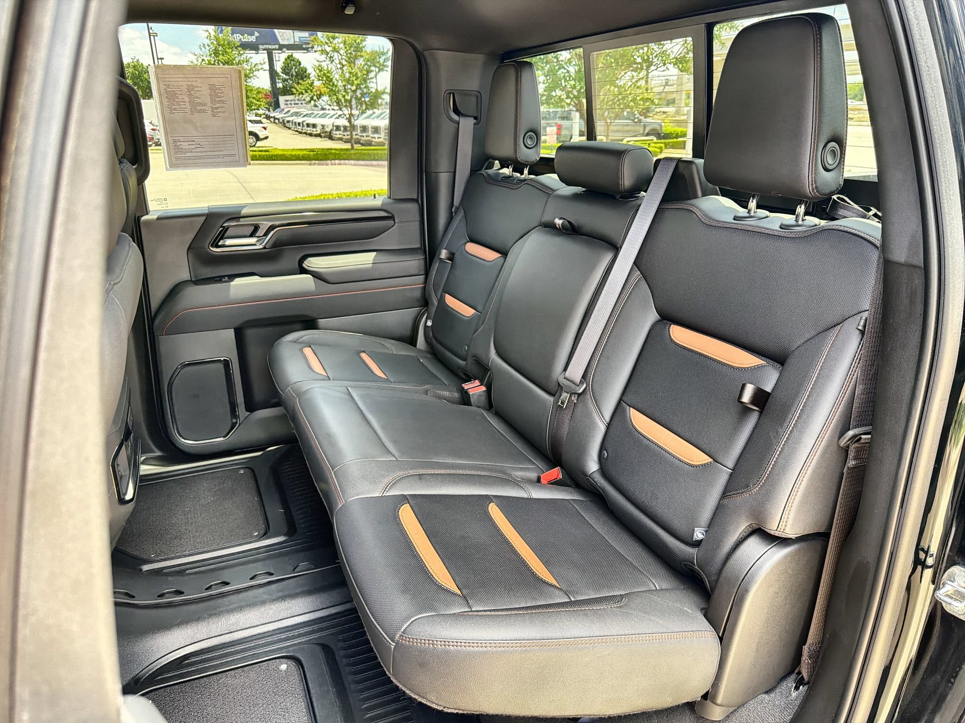 Used 2024 GMC Sierra 3500 AT4 w/ AT4 Premium Plus Package AWD/4WD image 22