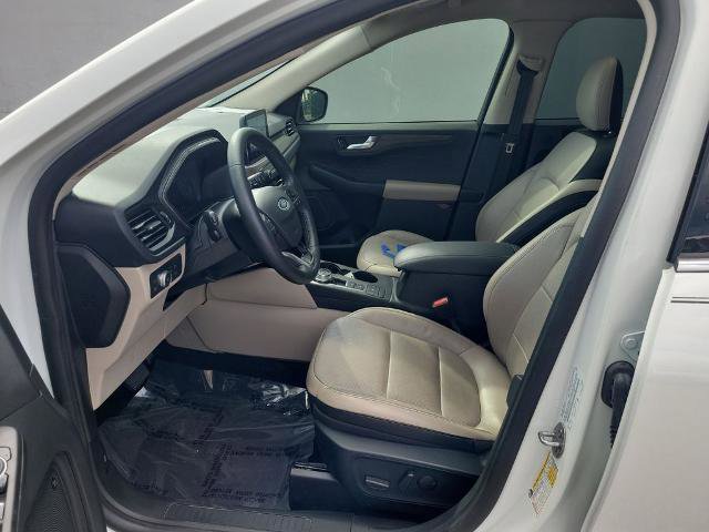 Certified 2020 Ford Escape Titanium w/ Titanium Premium Package 2.0 FWD image 20