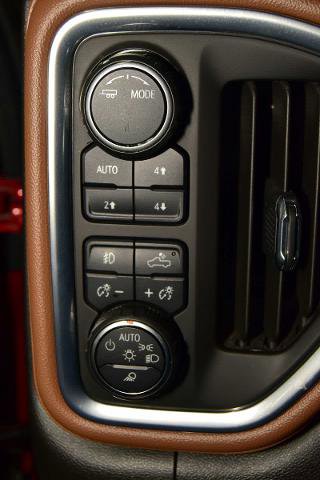 Used 2022 Chevrolet Silverado 3500 High Country w/ Safety Package II image 23