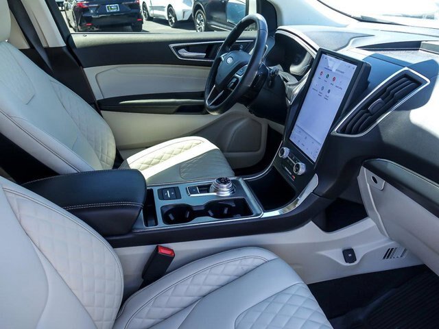 Certified 2023 Ford Edge Titanium w/ Class II Trailer Tow Package AWD/4WD image 31