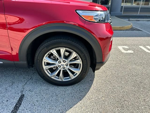 Certified 2023 Ford Explorer XLT w/ Equipment Group 202A AWD/4WD image 80