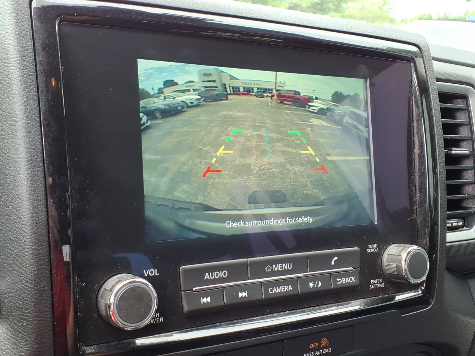 Used 2022 Nissan Frontier SV AWD/4WD image 14