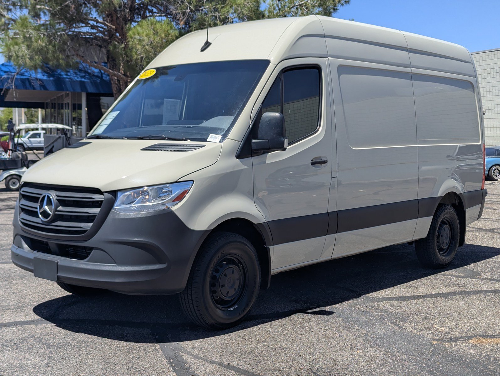 Used 2023 Mercedes-Benz Sprinter 1500 image 5
