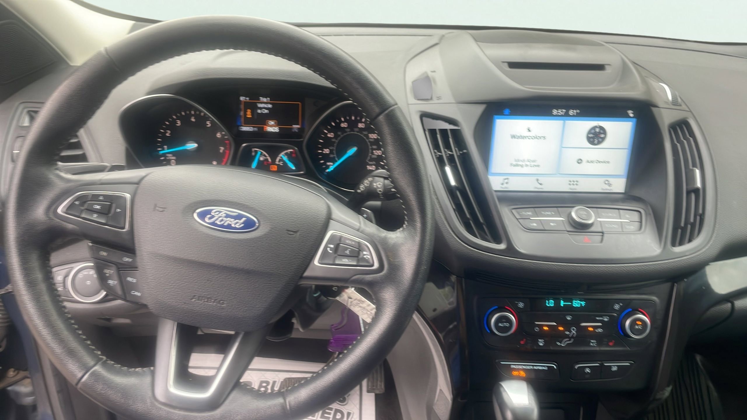 Certified 2018 Ford Escape SE w/ SE Sport Appearance Package AWD/4WD image 19
