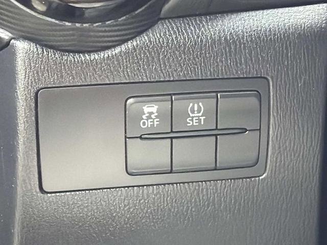 Used 2017 Toyota Yaris iA FWD image 18