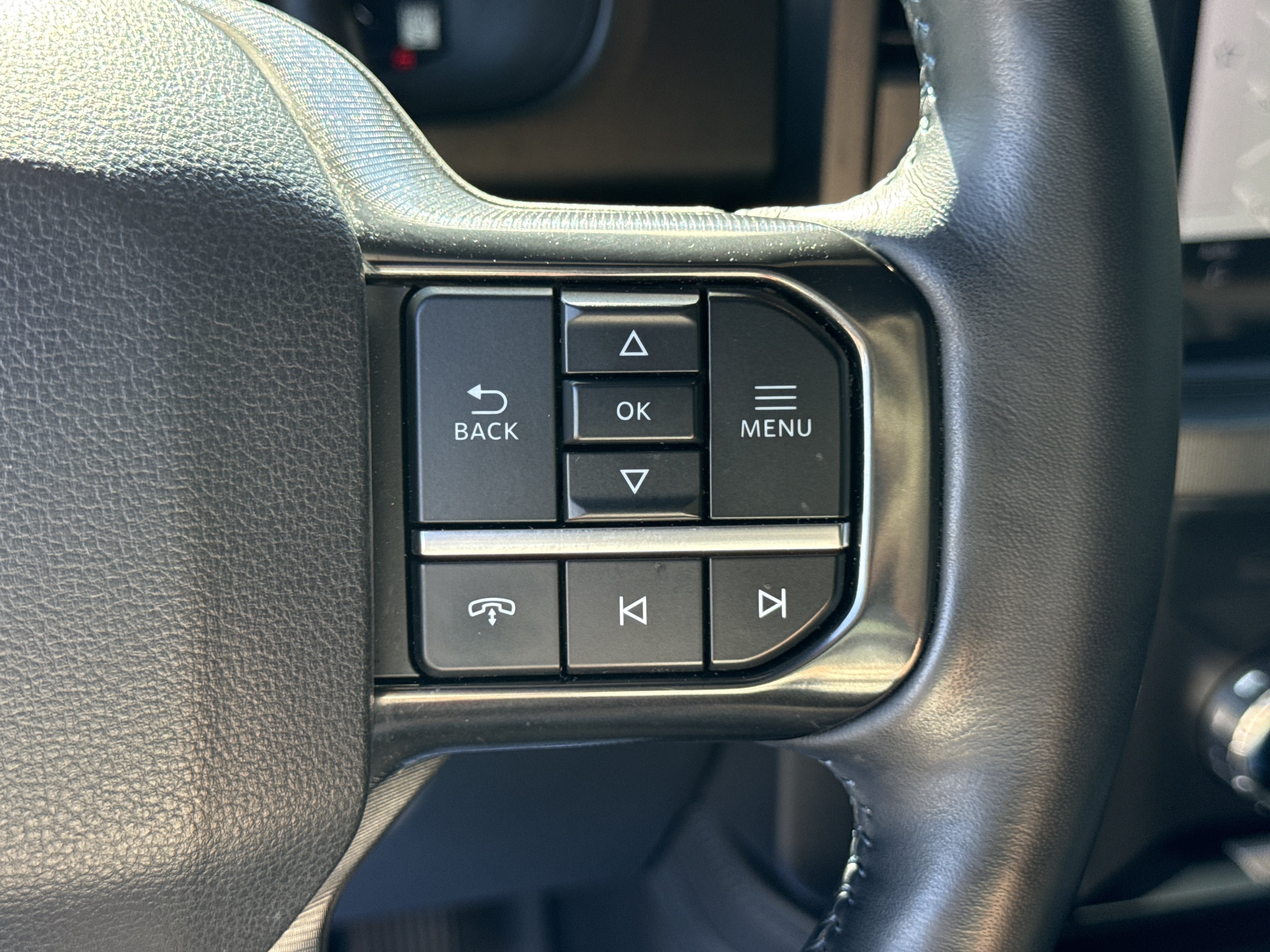 Certified 2025 Ford F250 Platinum AWD/4WD image 31