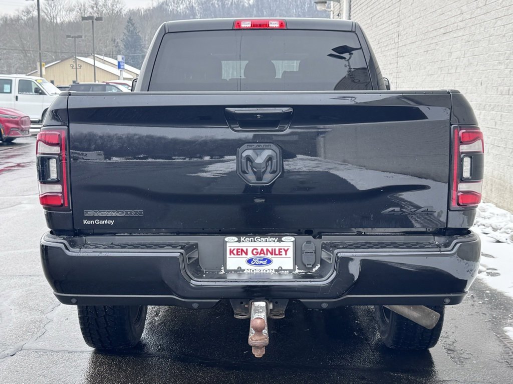 Used 2019 RAM 2500 Big Horn w/ Black Appearance Package image 9