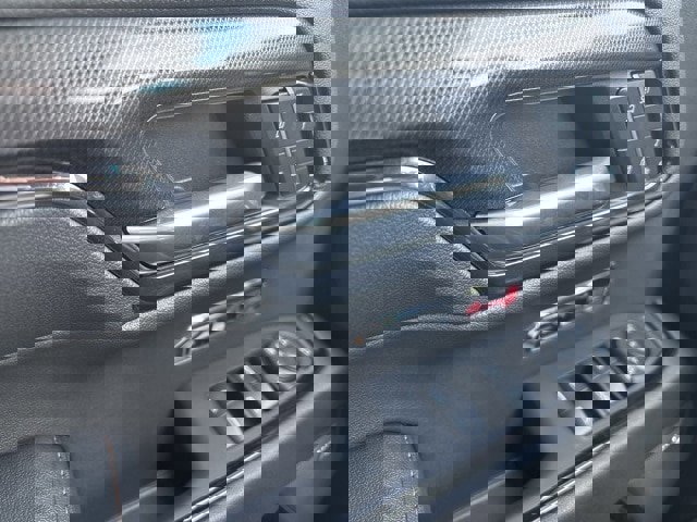 Used 2024 GMC Sierra 1500 AT4 w/ Technology Package image 27