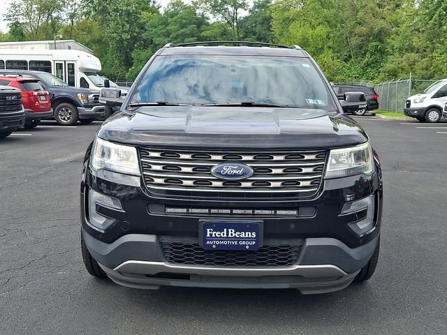 Certified 2017 Ford Explorer XLT w/ Equipment Group 202A AWD/4WD image 3