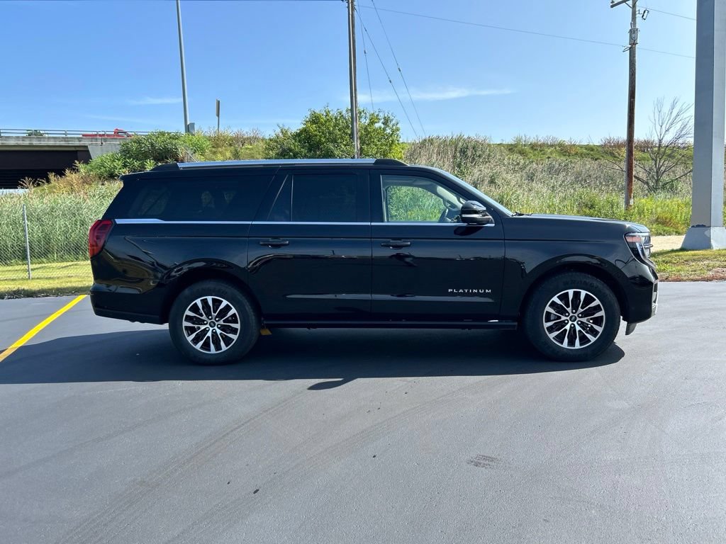 Certified 2025 Ford Expedition Max Platinum AWD/4WD image 5