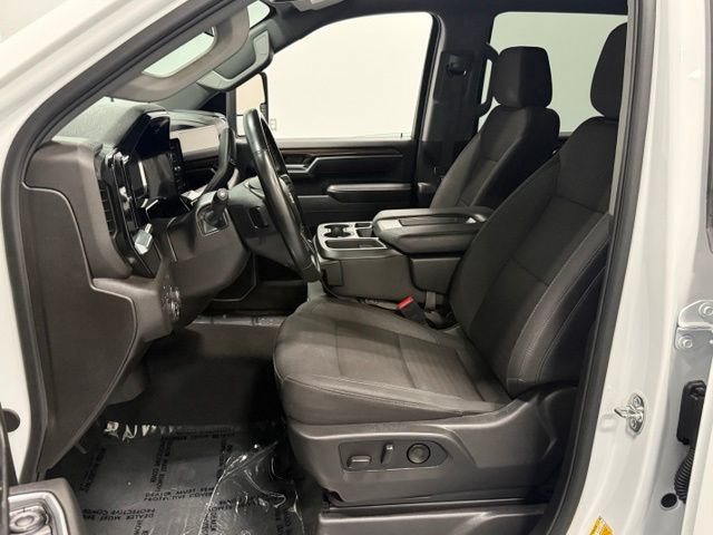 Used 2025 Chevrolet Silverado 2500 LT w/ Convenience Package AWD/4WD image 15