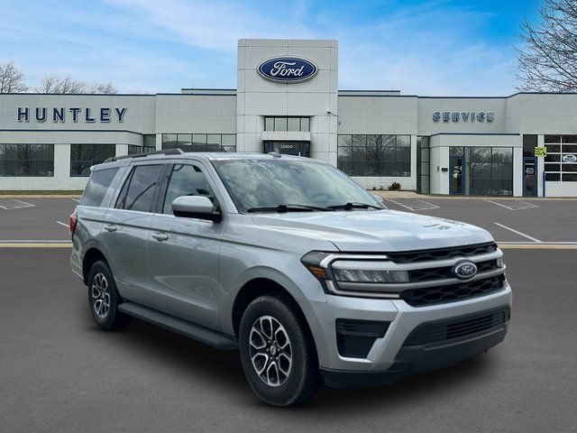 Certified 2024 Ford Expedition XLT AWD/4WD image 4