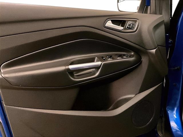 Certified 2019 Ford Escape Titanium AWD/4WD image 22