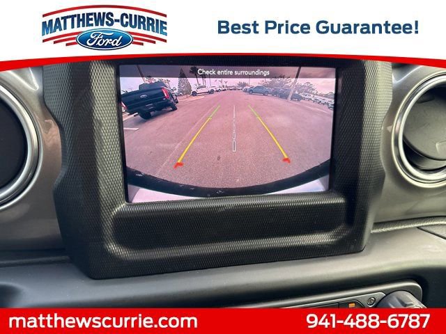 Used 2020 Jeep Wrangler Unlimited Sahara image 18