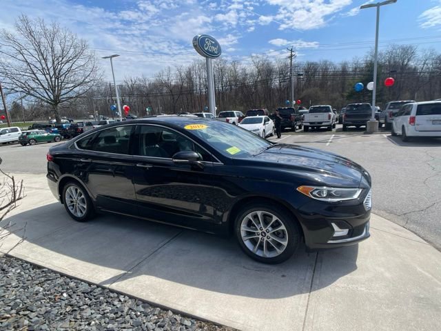 Certified 2019 Ford Fusion Energi Titanium FWD image 10