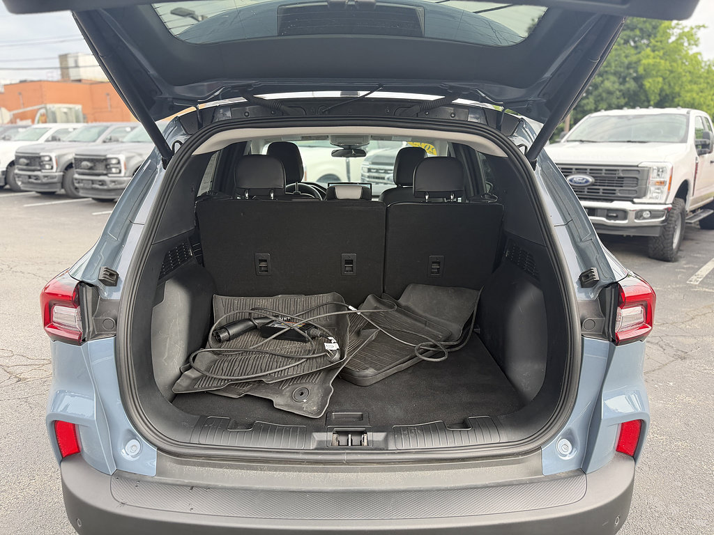 Certified 2025 Ford Escape SE FWD image 6