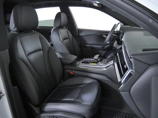 Used 2021 Audi Q8 Premium AWD/4WD image 13