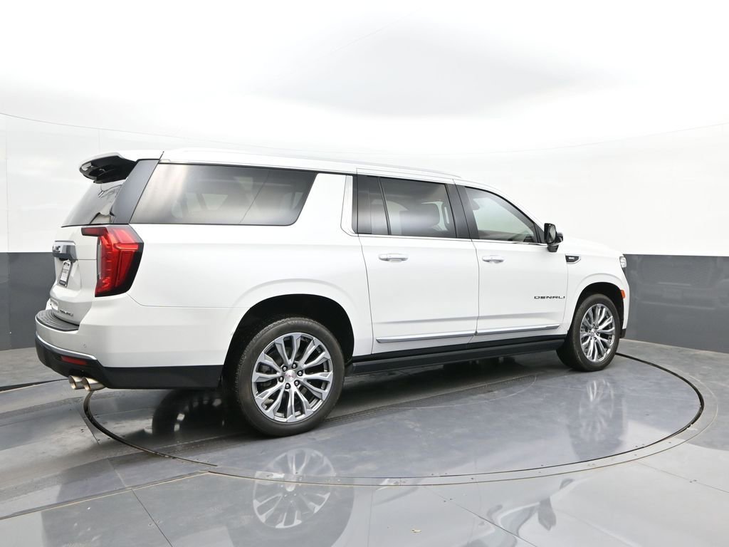 Used 2021 GMC Yukon XL Denali w/ Denali Premium Package RWD image 15