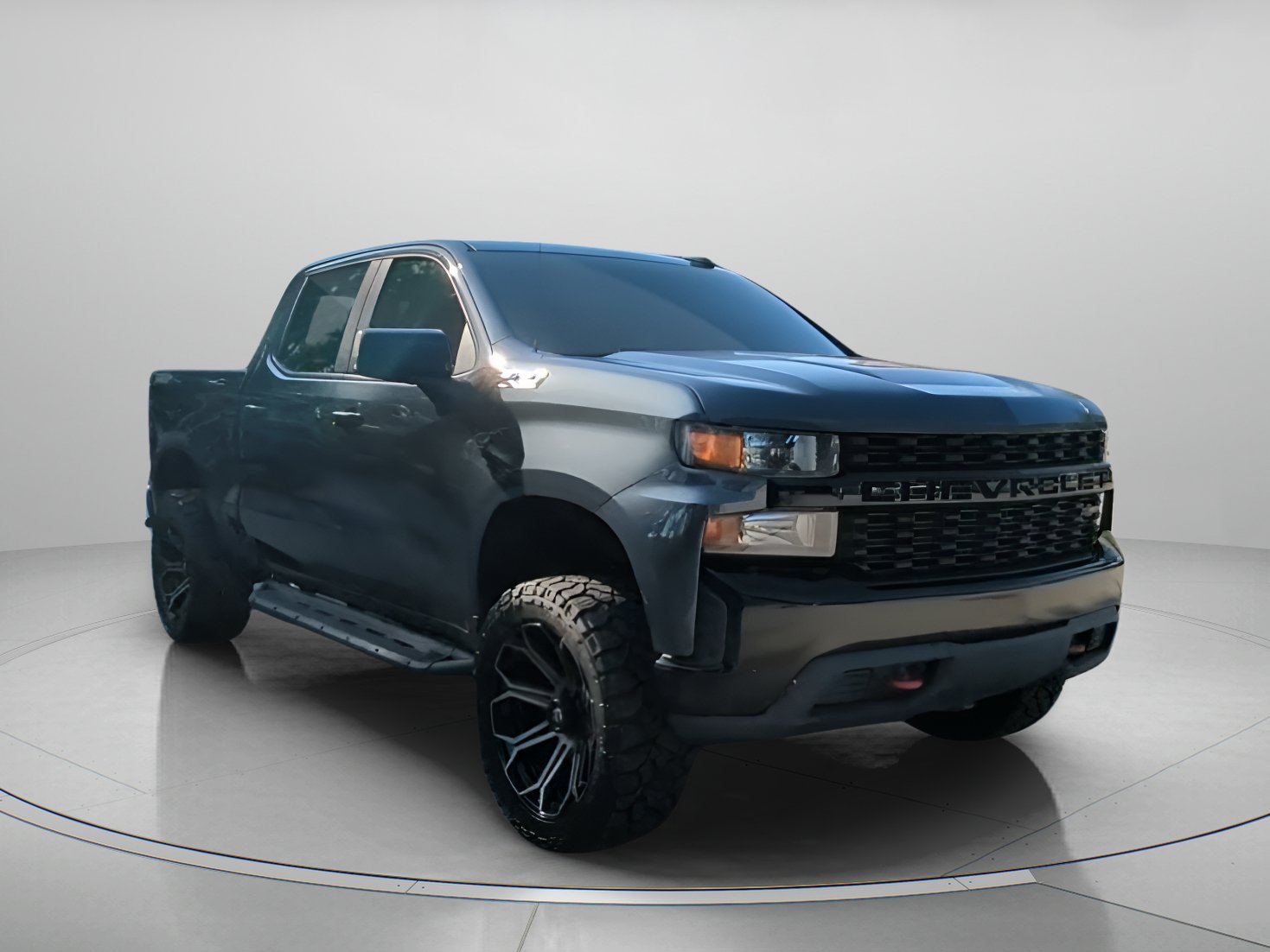 Used 2019 Chevrolet Silverado 1500 Custom Trail Boss w/ Custom Convenience Package AWD/4WD image 4