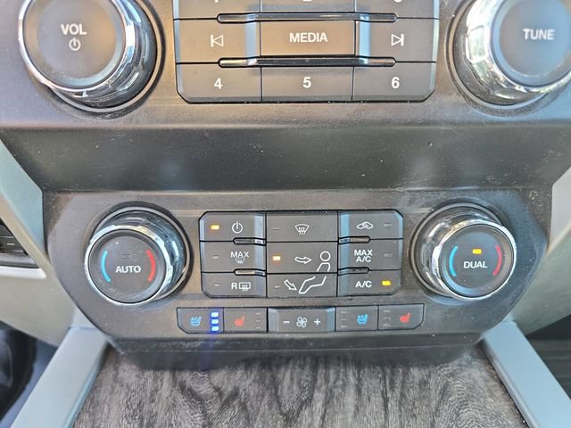 Certified 2019 Ford F250 Lariat w/ Lariat Value Package AWD/4WD image 19