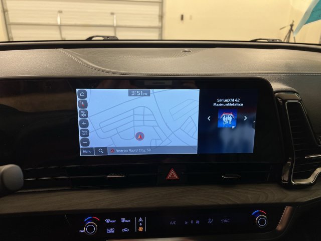 Used 2023 Kia Sportage X-Line AWD/4WD image 14