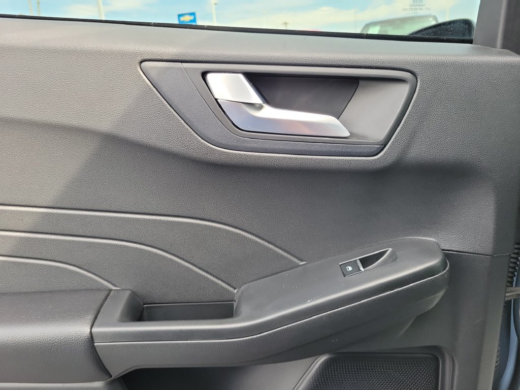 Certified 2023 Ford Escape Platinum AWD/4WD image 16
