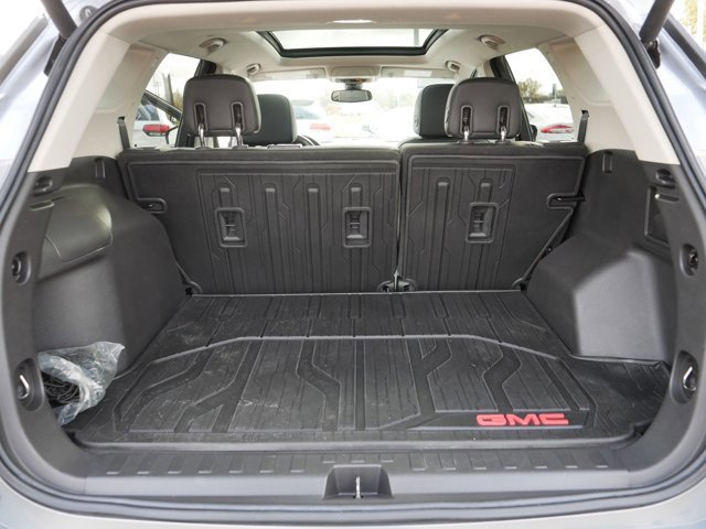 Used 2020 GMC Terrain Denali w/ Denali Premium Package image 17