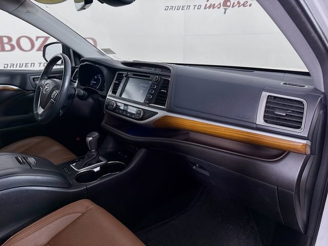 Used 2017 Toyota Highlander Limited Platinum image 33