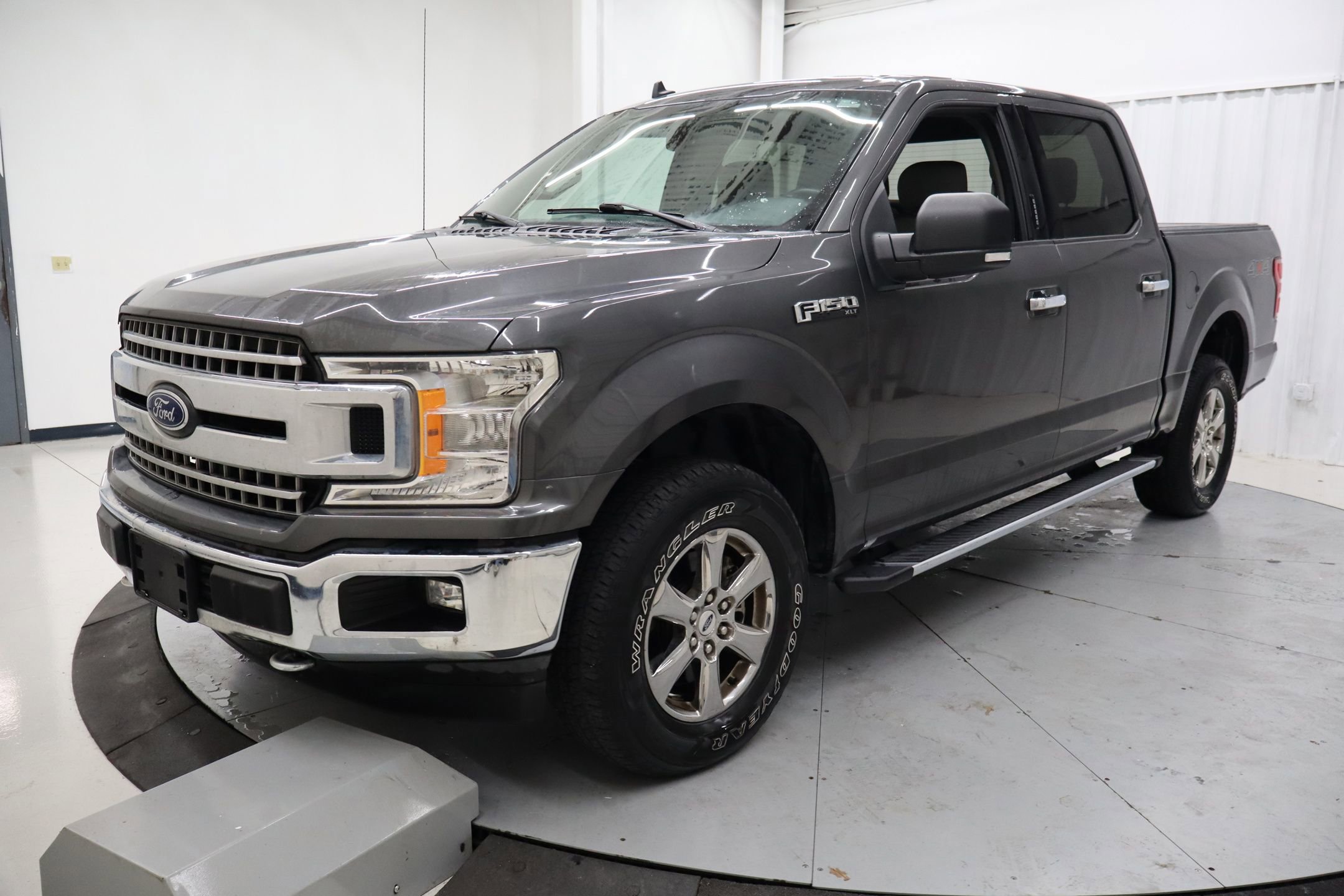 Certified 2020 Ford F150 XLT w/ Equipment Group 302A Luxury image 8