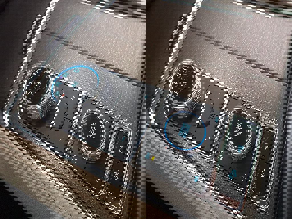 Certified 2024 Ford Expedition Limited image 17