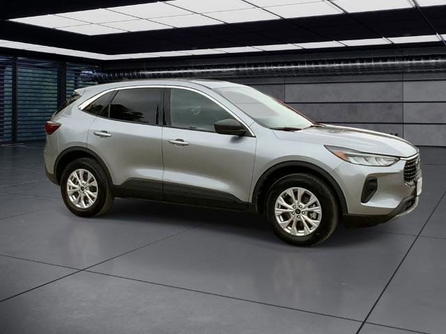 Certified 2024 Ford Escape Active AWD/4WD image 9