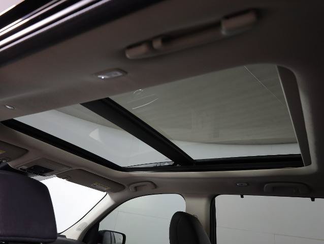 Used 2024 Honda Pilot Touring image 24