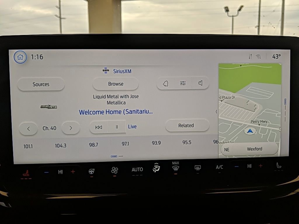 Certified 2024 Ford Escape ST-Line w/ Tech Pack #1 image 18