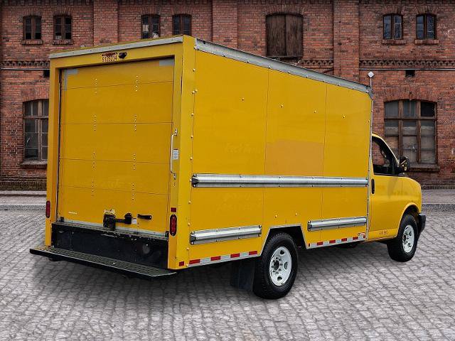 Used 2021 GMC Savana 3500 w/ Power Convenience Package RWD image 4