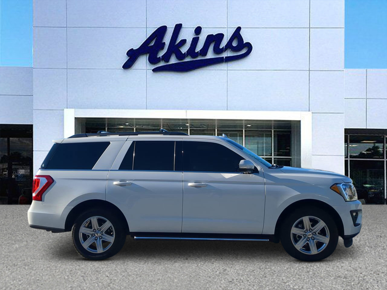 Certified 2020 Ford Expedition XLT w/ Equipment Group 202A