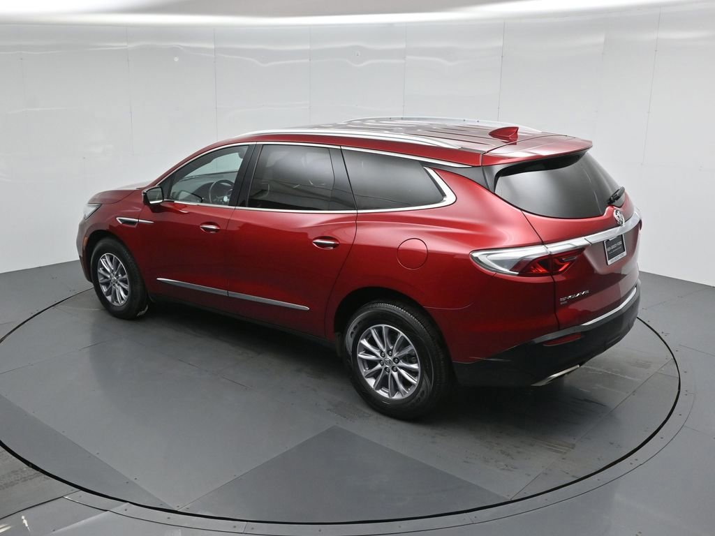 Used 2024 Buick Enclave Premium image 17