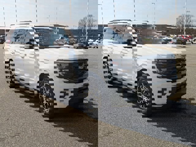 Certified 2025 Ford Expedition Max Active image 2