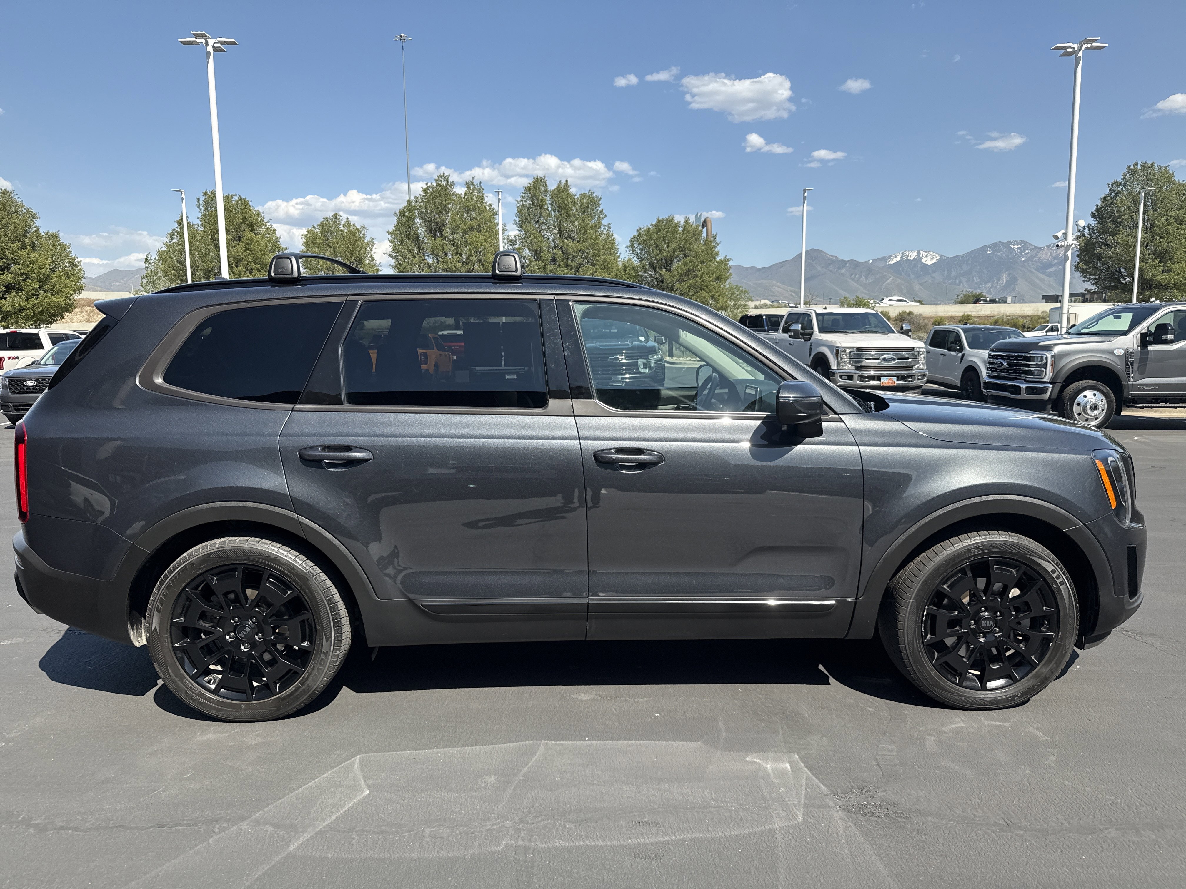 Used 2021 Kia Telluride EX w/ EX Premium Package AWD/4WD image 6