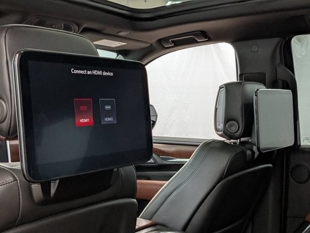 Used 2023 GMC Yukon Denali Ultimate AWD/4WD image 23