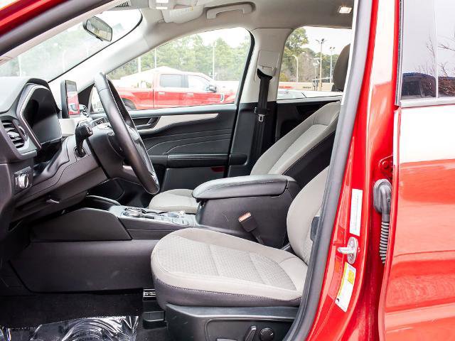 Certified 2022 Ford Escape SE w/ SE Sport Appearance Package image 17