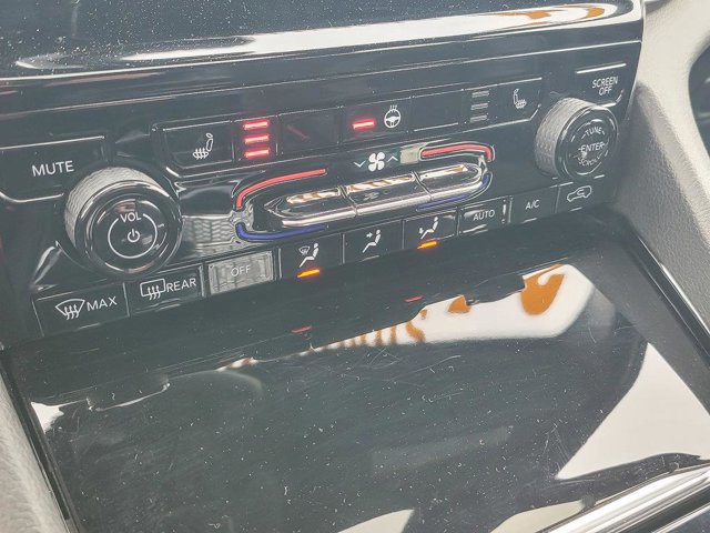 Used 2023 Jeep Grand Cherokee Altitude image 20