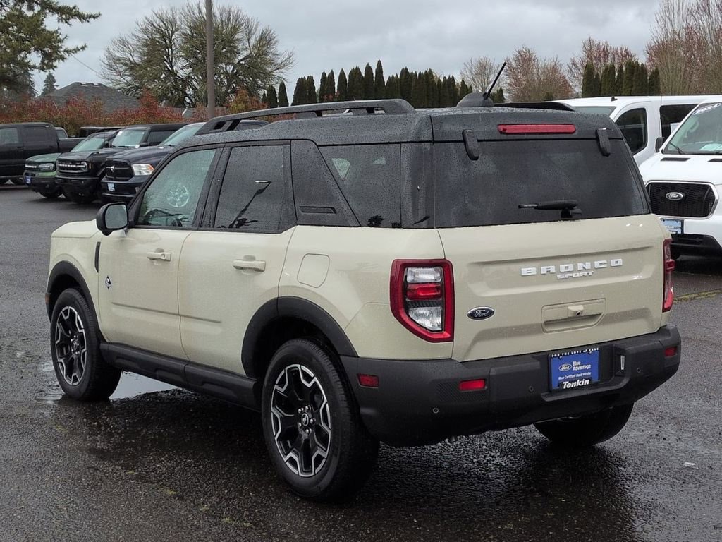 Certified 2025 Ford Bronco Sport Outer Banks w/ Outer Banks Tech Package+ image 3