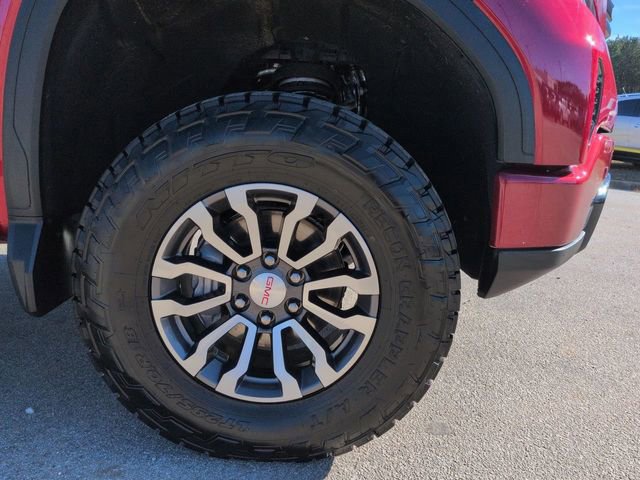 Used 2022 GMC Sierra 1500 AT4 w/ AT4 Premium Package image 11