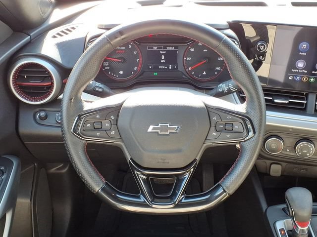 Used 2024 Chevrolet Trax RS FWD image 13
